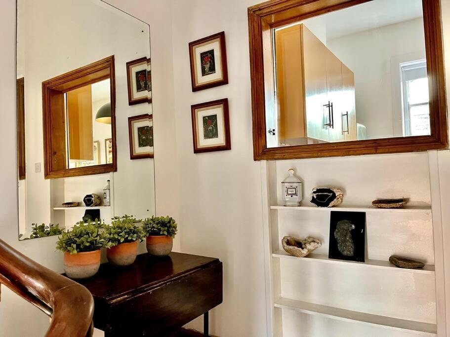 Charming City Townhouse Дублин Экстерьер фото